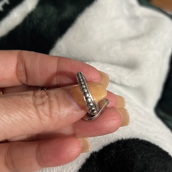 Brighton ring. - Picture 3 of 5